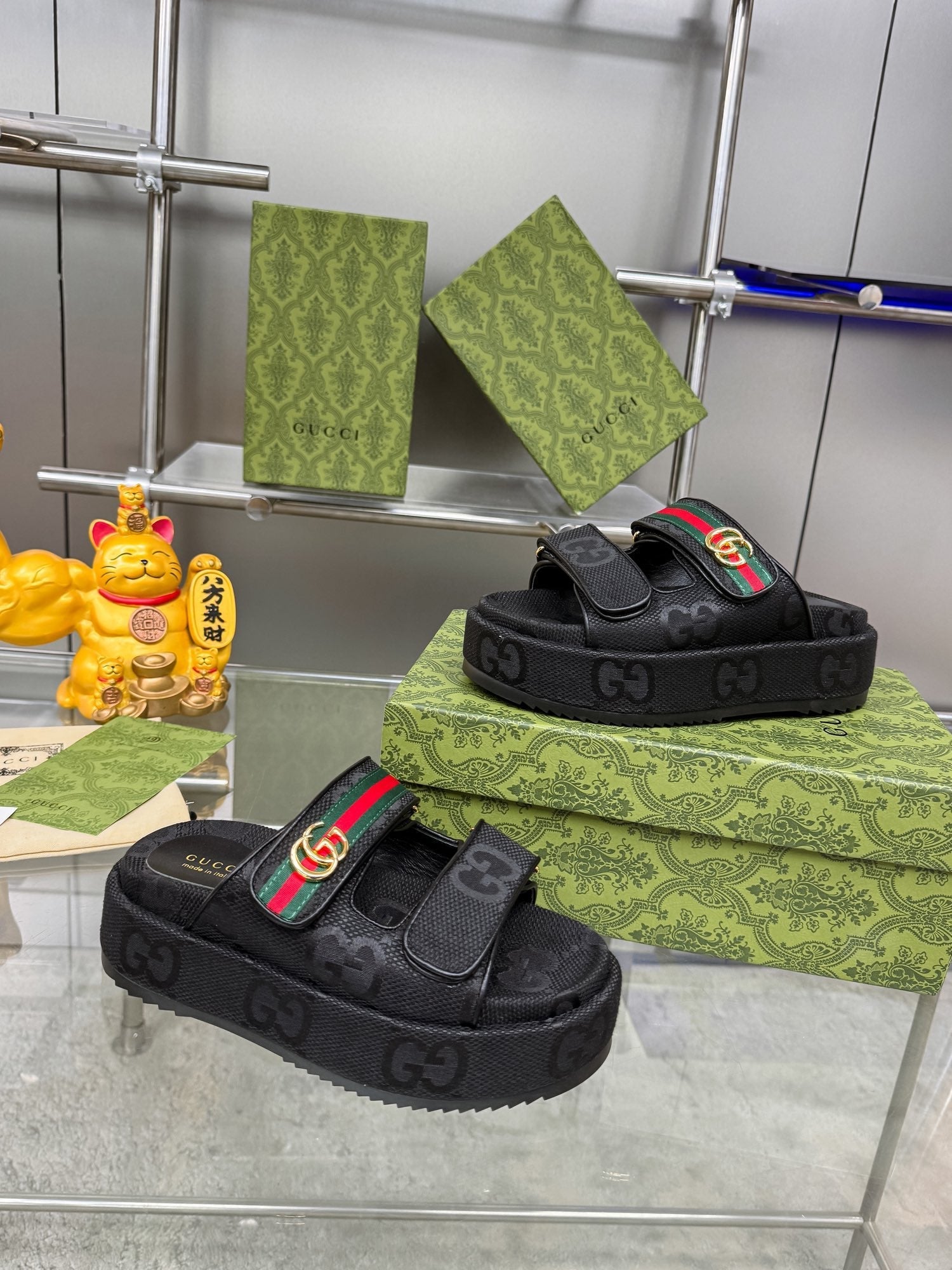 GG SANDALS 22 IN BLACK FABRIC WITH GOLD HARDWARE