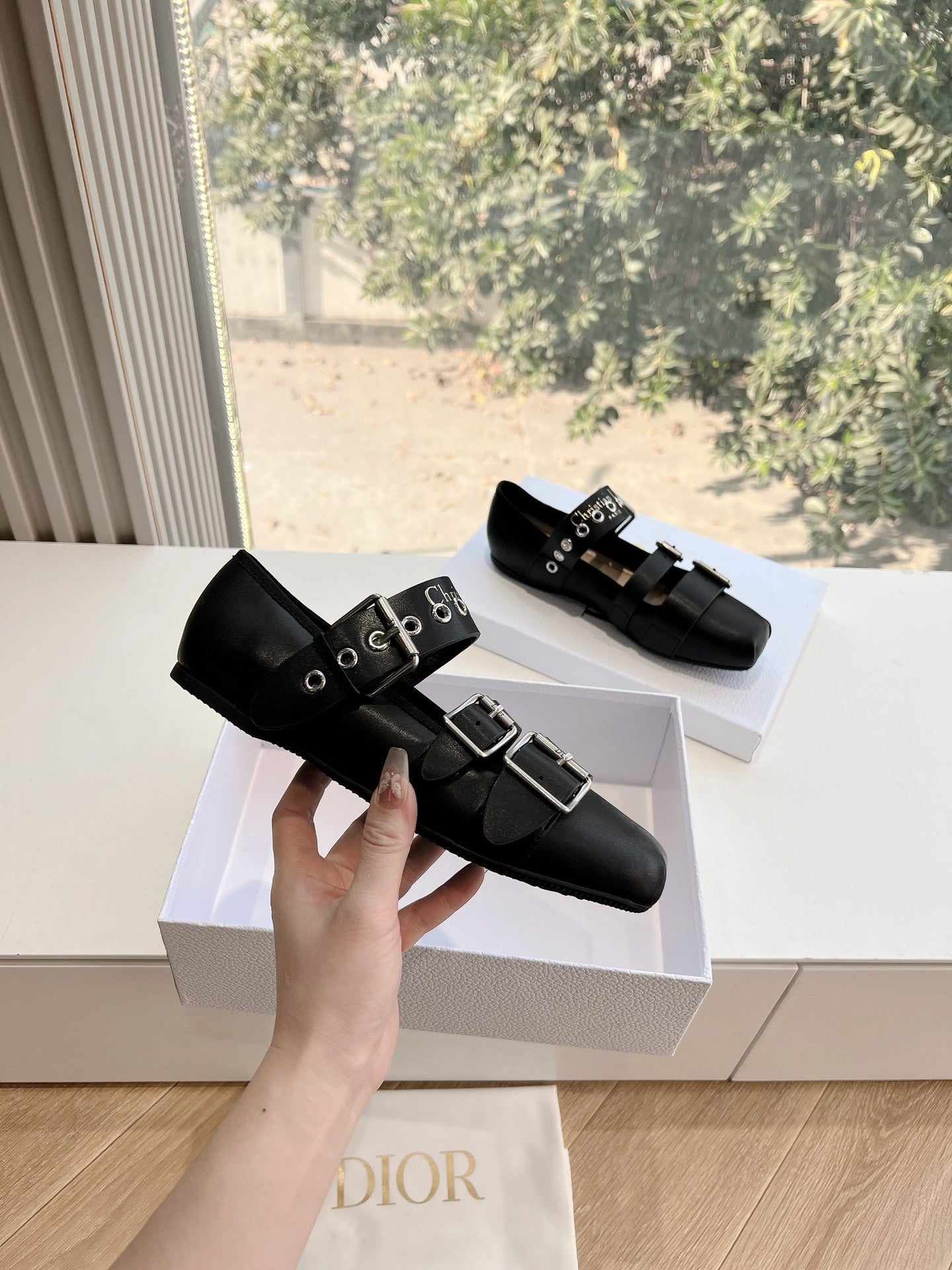 PUNK BALLET FLAT IN BLACK SUPPLE CALFSKIN