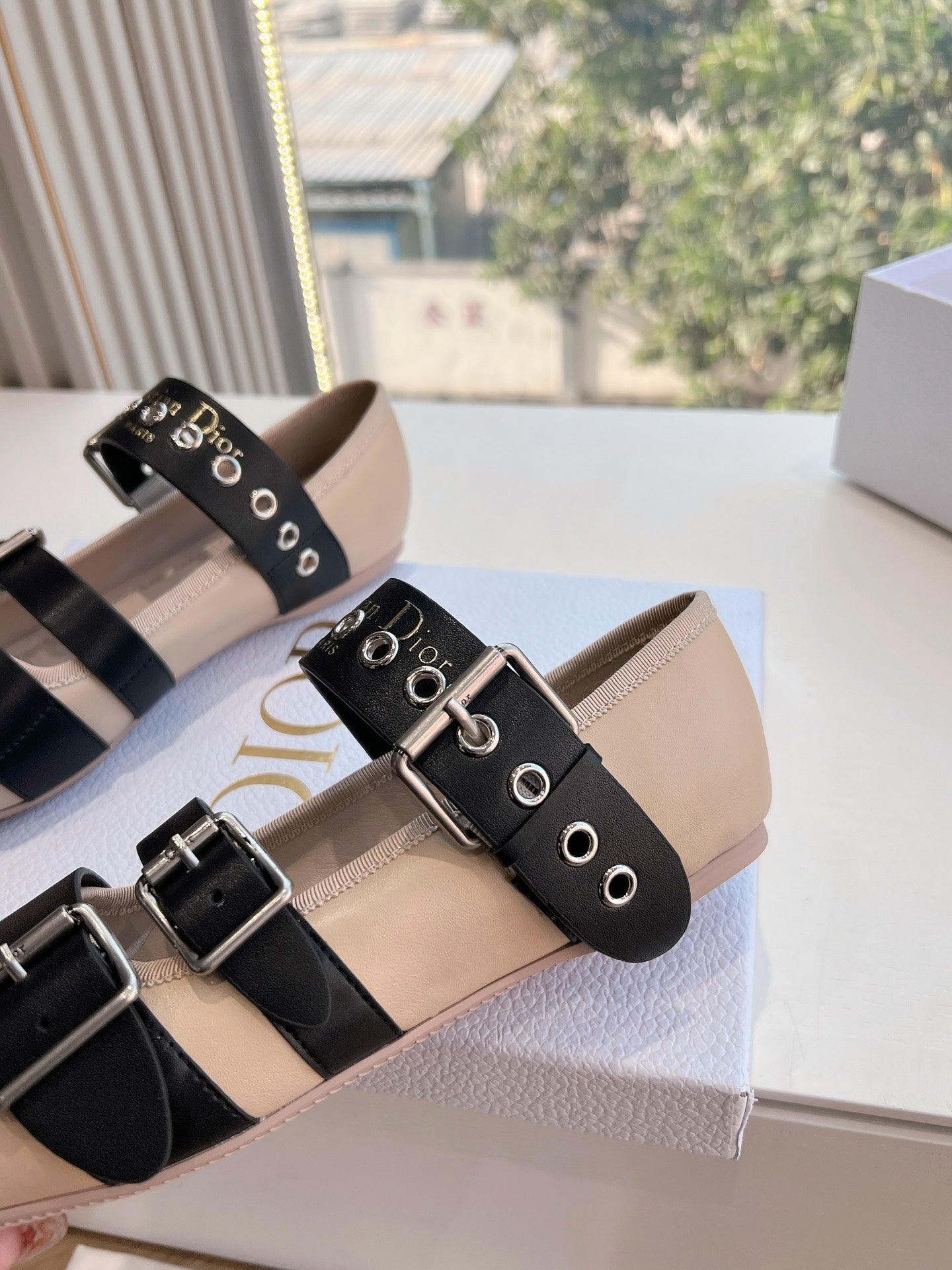 PUNK BALLET FLAT IN CAMEL BEIGE MIX BLACK SUPPLE CALFSKIN