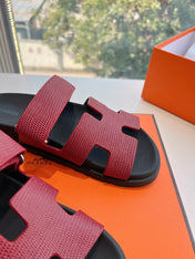 CHYPRE SANDAL IN CURRANT RED SHINY GRAINED CALFSKIN