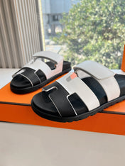 CHYPRE SANDAL IN WHITE MIX BLACK CALFSKIN