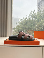 CHYPRE SANDAL IN MEDIUM BROWN SUEDE