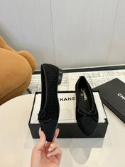 BALLET FLATS IN BLACK TWEED AND FABRIC