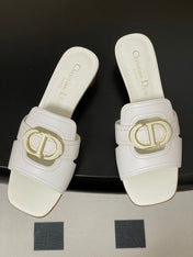 DIOR HIGH HEEL CLASSIC MONTAIGNE 40 MM 25S IN WHITE LAMBSKIN WITH CD LOGO