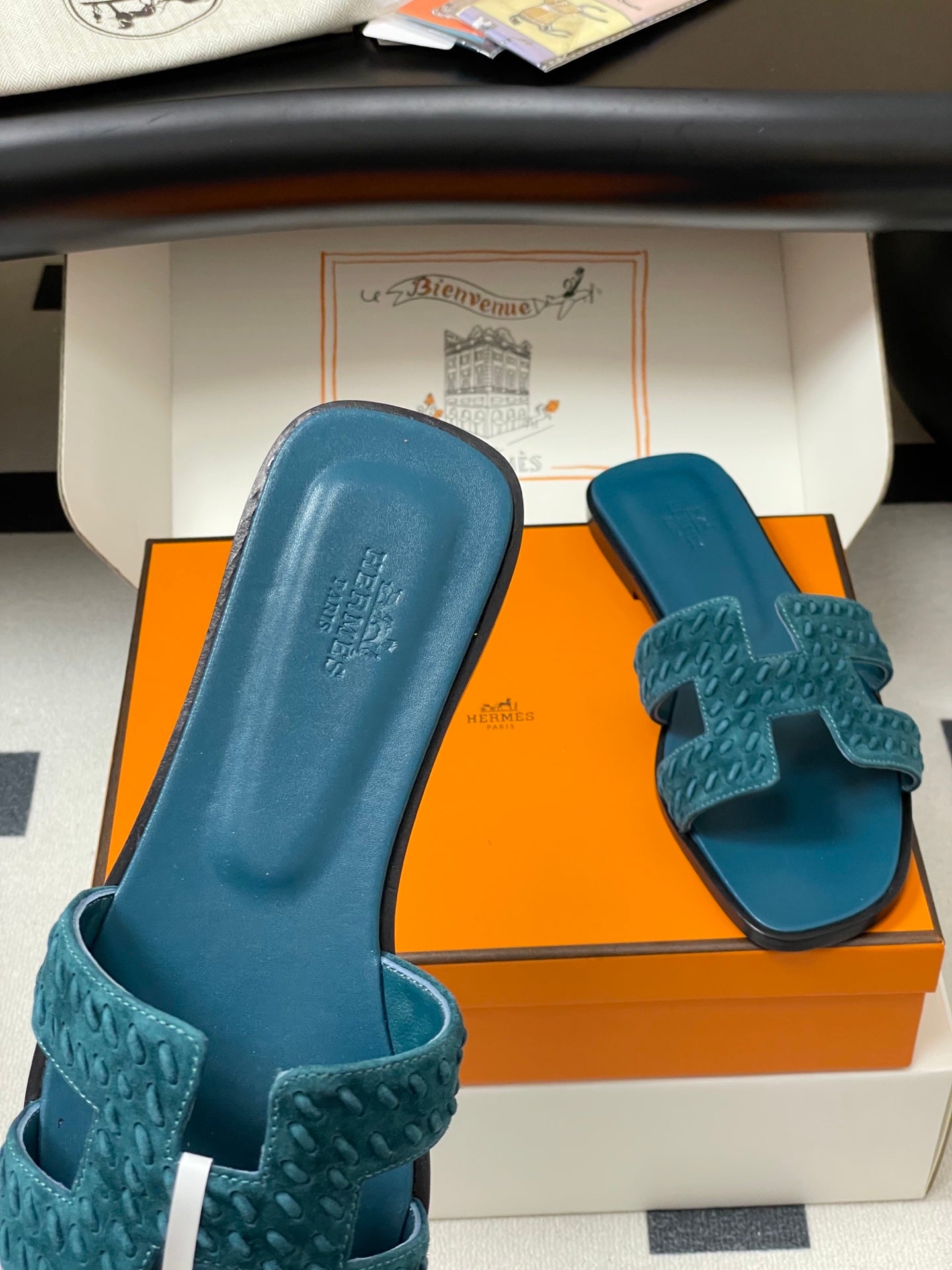 HM 25S ORAN SANDAL IN DARK BLUE SUEDE AND LAMBSKIN