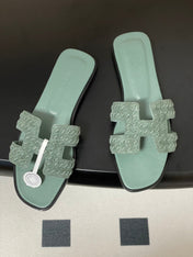 HM 25S ORAN SANDAL IN DUSTY MOSS GREEN SUEDE AND LAMBSKIN