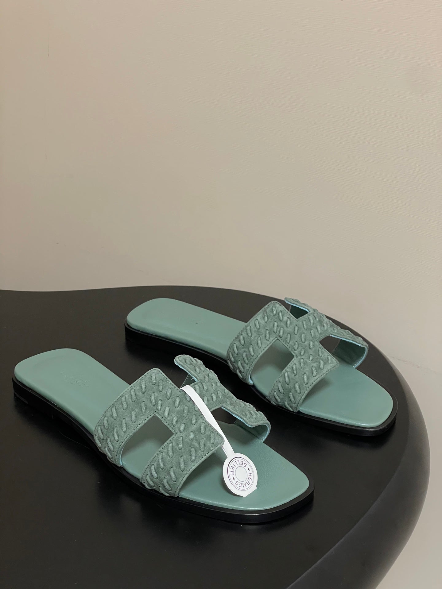 HM 25S ORAN SANDAL IN DUSTY MOSS GREEN SUEDE AND LAMBSKIN