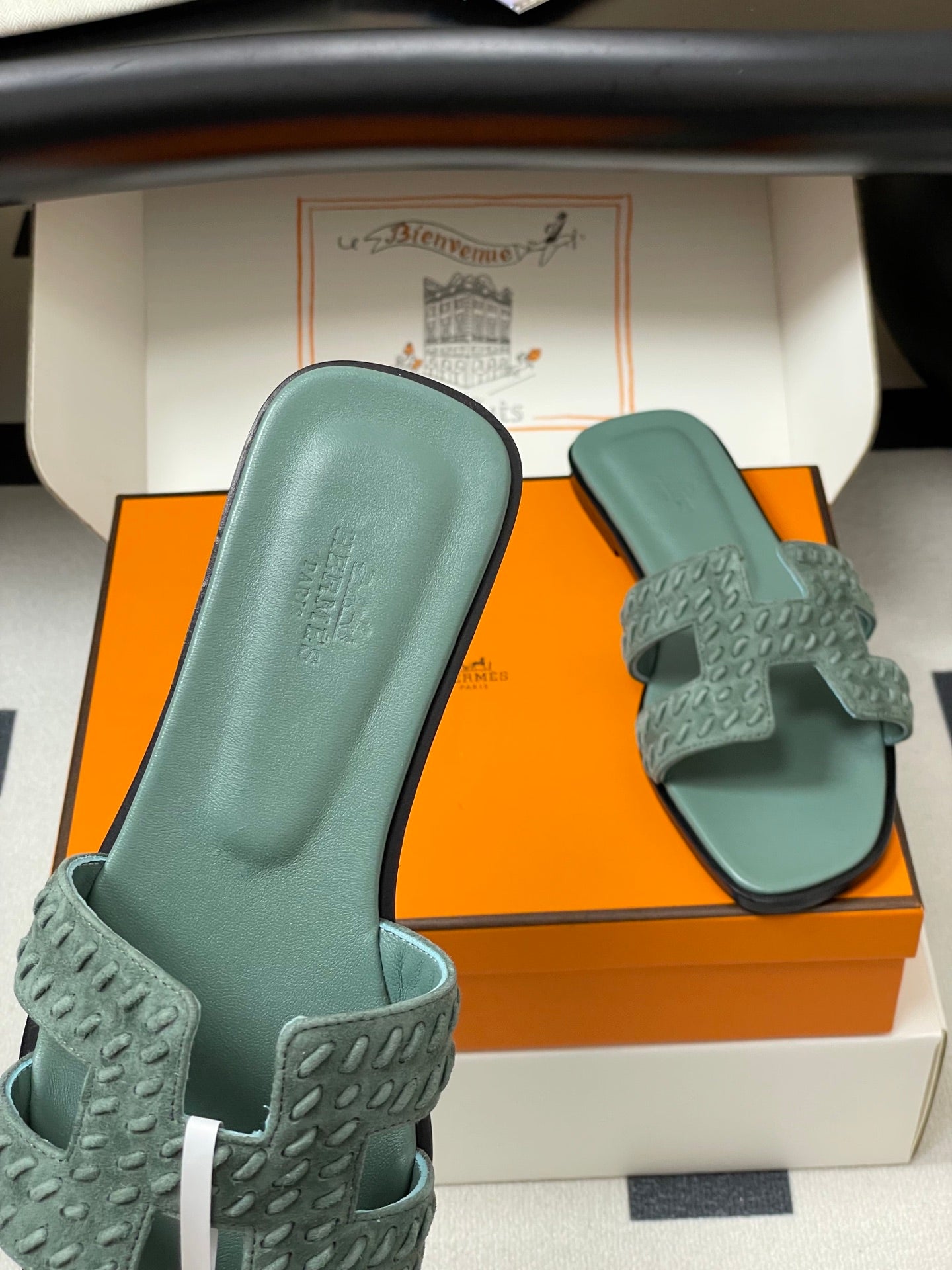 HM 25S ORAN SANDAL IN DUSTY MOSS GREEN SUEDE AND LAMBSKIN