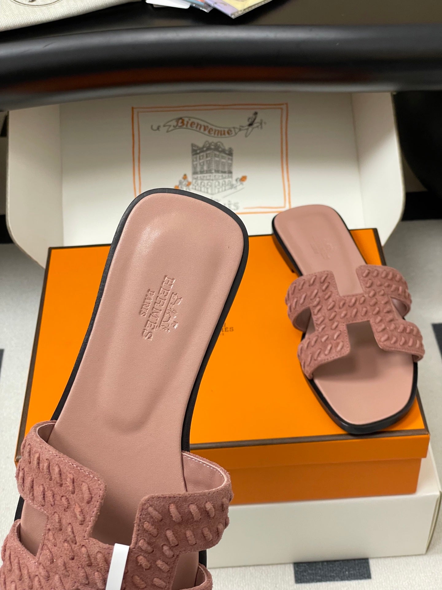 HM 25S ORAN SANDAL IN PEACHY PINK SUEDE AND LAMBSKIN