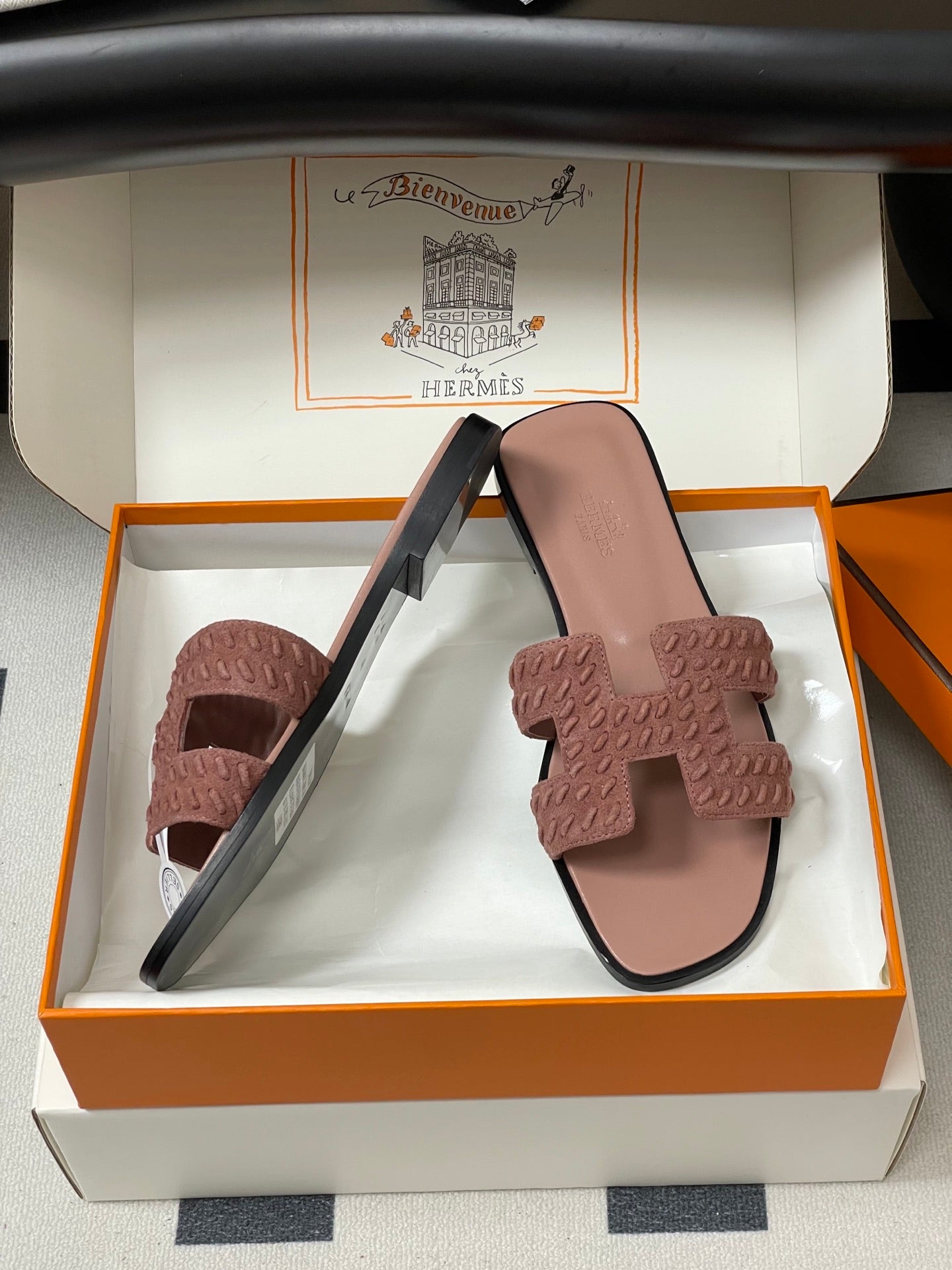 HM 25S ORAN SANDAL IN PEACHY PINK SUEDE AND LAMBSKIN
