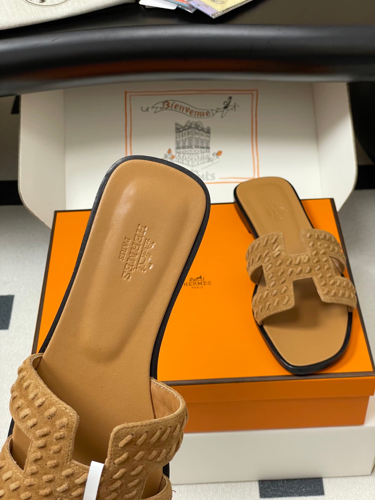 HM 25S ORAN SANDAL IN LIGHT BROWN SUEDE AND LAMBSKIN