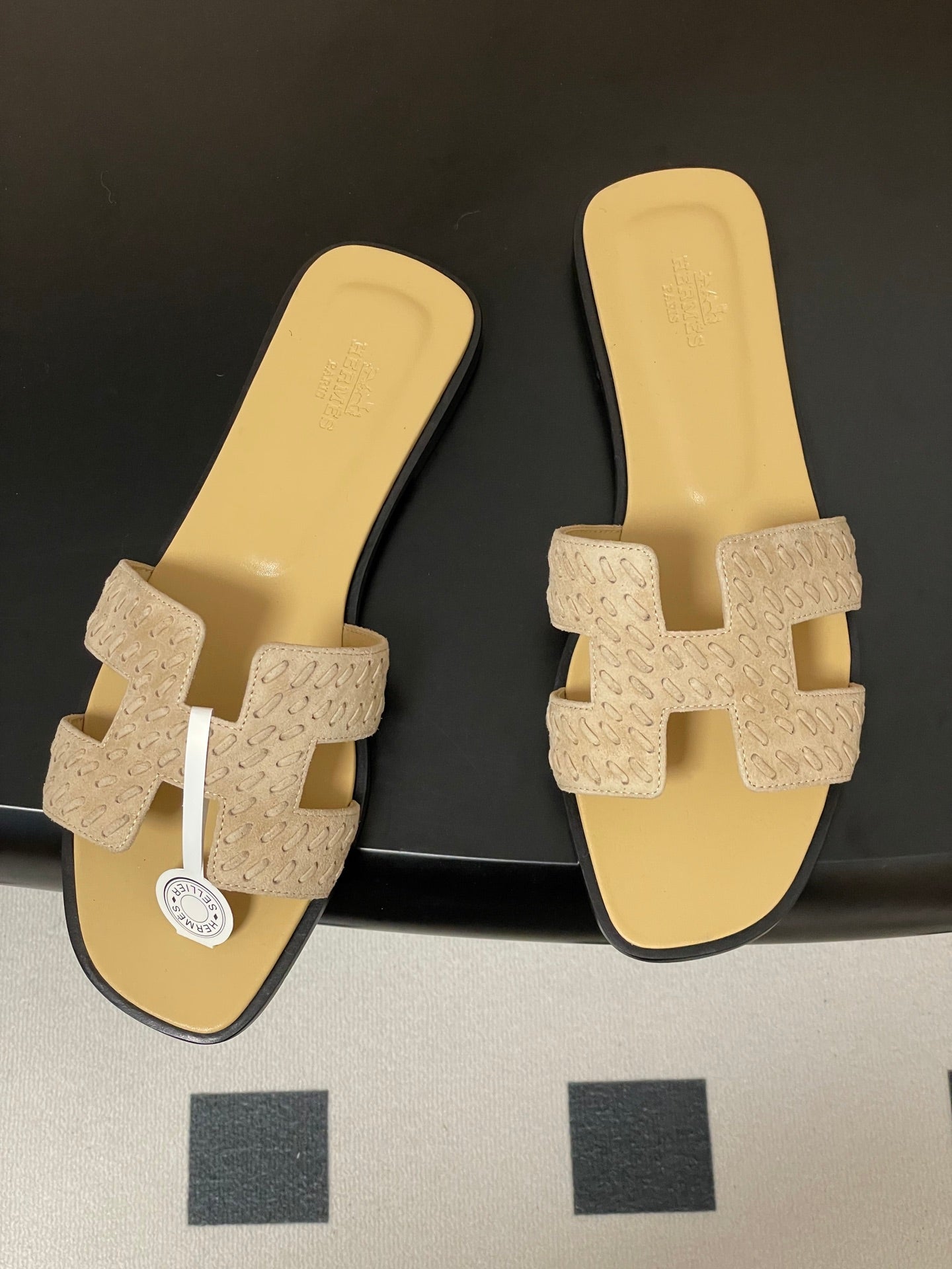 HM 25S ORAN SANDAL IN BEIGE SUEDE AND LAMBSKIN