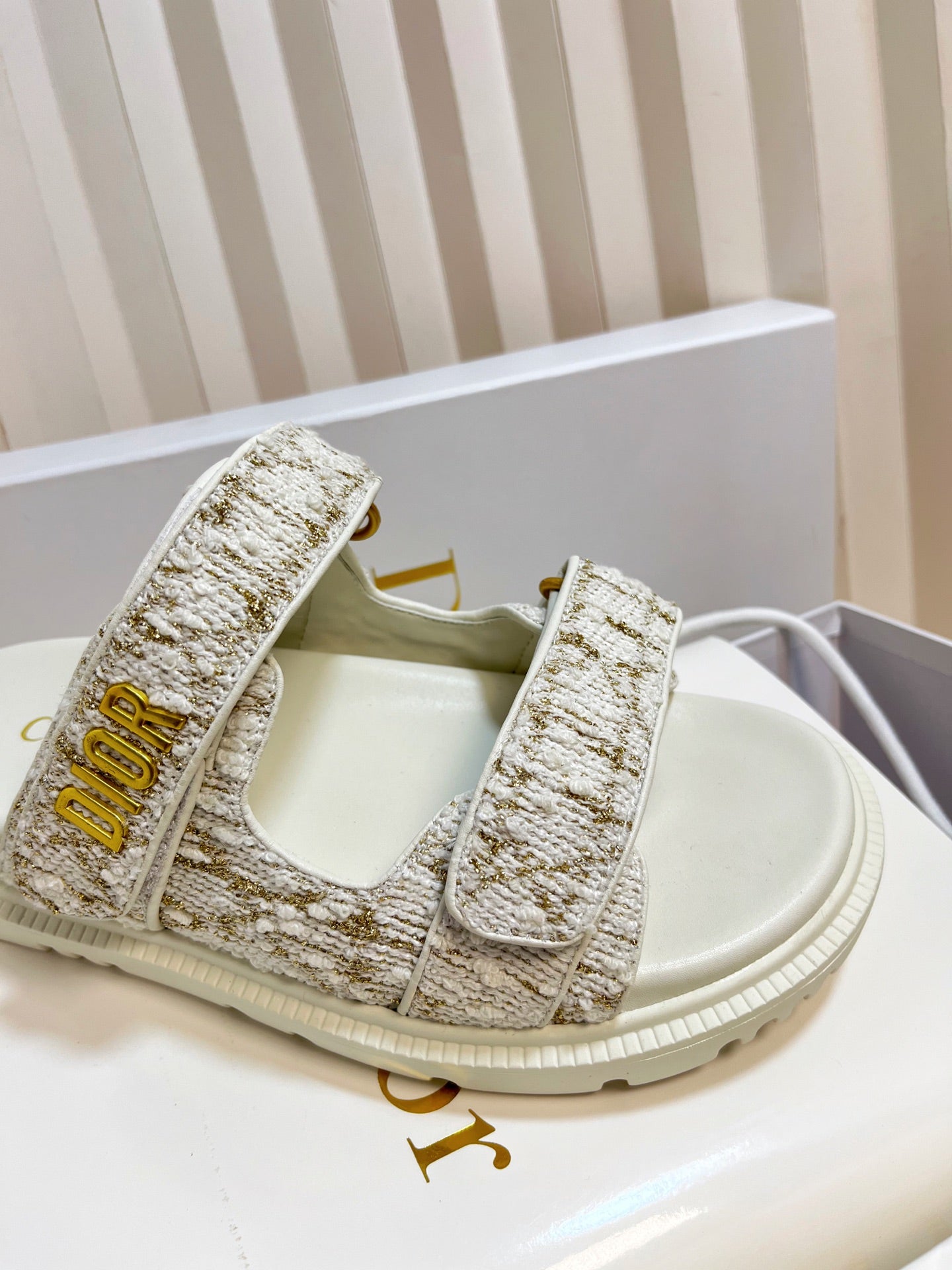 DIORACT SLIDES 25MM IN WHITE AND GOLD TWEED