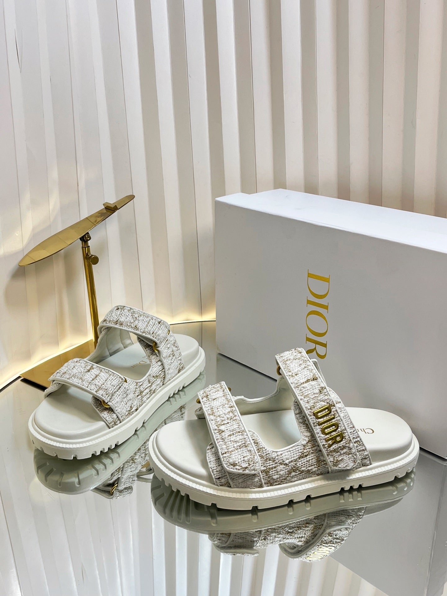 DIORACT SLIDES 25MM IN WHITE AND GOLD TWEED