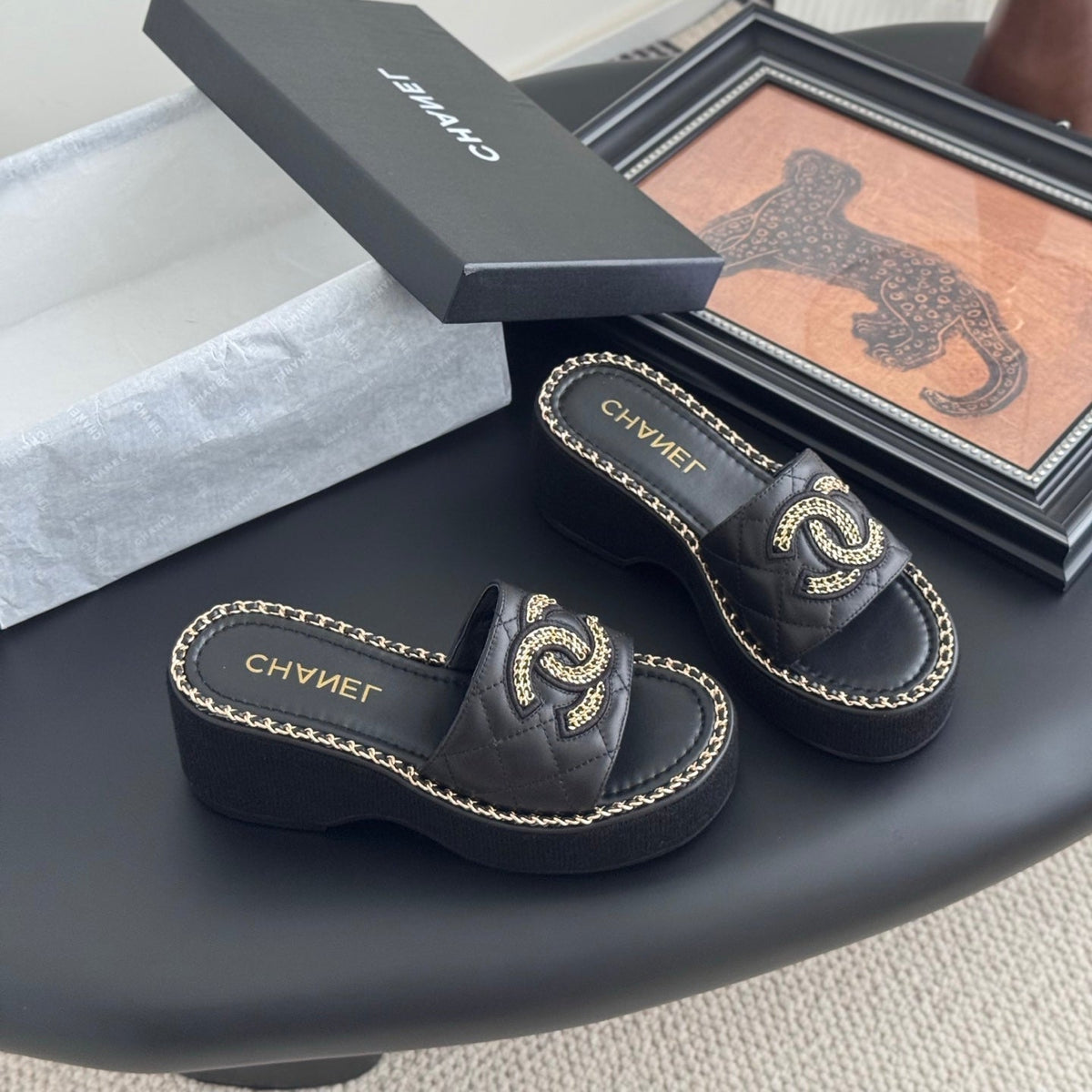 WEDGE HEELS IN BLACK CALFSKIN MIX CHAIN BASE