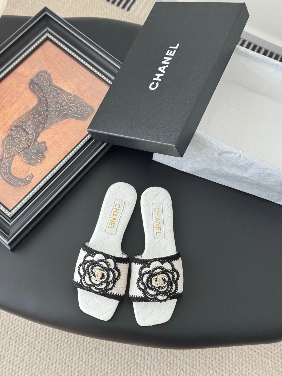 SLIPPER IN WHITE AND BLACK CALFSKIN MIX WOOL