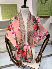 GUCCI 25S SCARF 180 IN SILK 737208