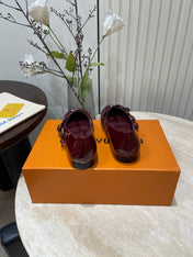 POINTED-TOE TRIPLE-STRAP BALLET FLAT IN BURGUNDY RED PATENT CALFSKIN