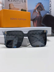 SQUARE SUNGLASS 581366 IN BLACK ACETATE MONOGRAM MASK ON LENS