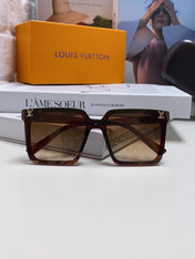 SQUARE SUNGLASS 581367 IN BROWN ACETATE MONOGRAM MASK ON LENS