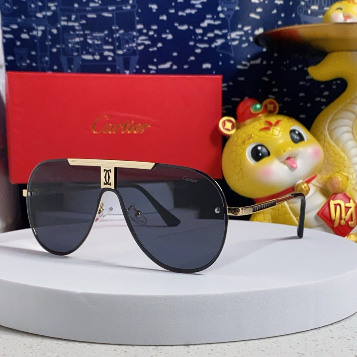 SIGNATURE AVIATOR FRAME SUNGLASSES  563238 IN METAL