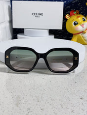 TRIOMPHE SQUARE SUNGLASS 566739 IN BLACK AND WHITE ACETATE