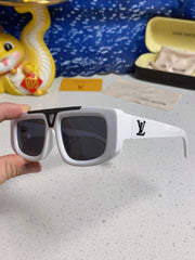 CLASH PILOT SUNGLASSES 567478 IN WHITE ACTETE BLACK METAL