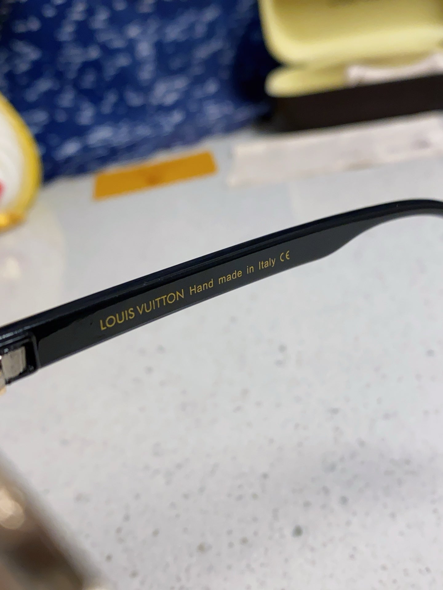 PILOT SUNGLASSES 571635 IN GOLD METAL BLACK LENSES MONOGRAM LOGO