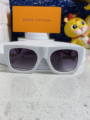 LINK SQUARE SUNGLASSES 570274 IN WHITE ACETATE GOLD LOGO
