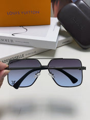 SQUARE SUNGLASSES 570263 IN BLACK METAL GREY SMOKE LENS