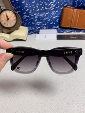 SQUARE SUNGLASS 575843 IN BLACK ACETATE GRADIENT SMOKE LENSES