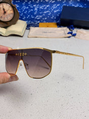 GOLDEN MASK SUNGLASSES 582732 IN GOLD METAL DARK GREY SMOKE LENSES