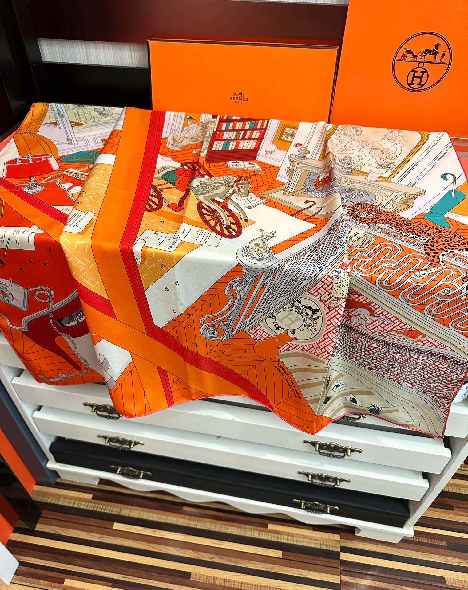 HERMES 25S SCARF 90 IN SILK 733848