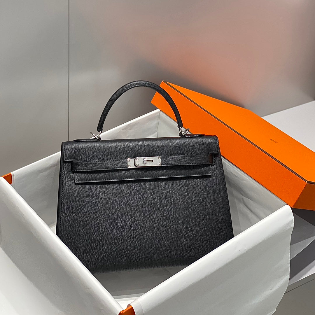 KELLY 32CM IN NOIR EPSOM CALFSKIN PALLADIUM HARDWARE