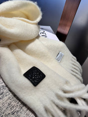 SCARF 185 CM IN WHITE WOOL 390876