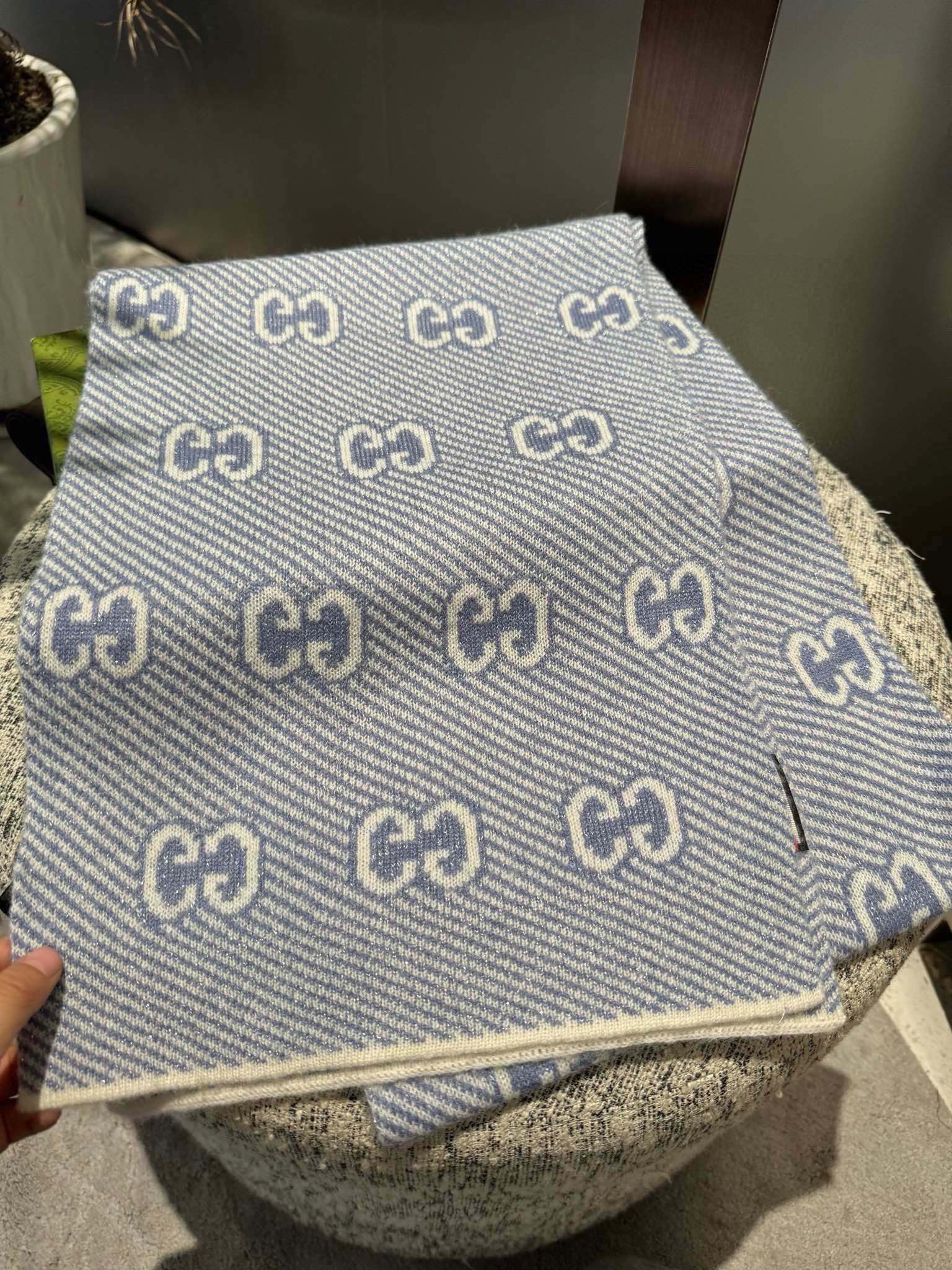 SCARF 180 CM IN ELECTRIC BLUE WOOL 405525