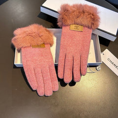 GLOVES IN FLAMINGO PINK WOOL AND RABBIT FUR 420534