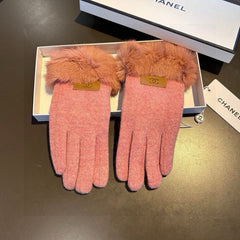 GLOVES IN FLAMINGO PINK WOOL AND RABBIT FUR 420534