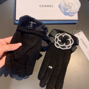 GLOVES IN BLACK WOOL WITH FLOWER 456325