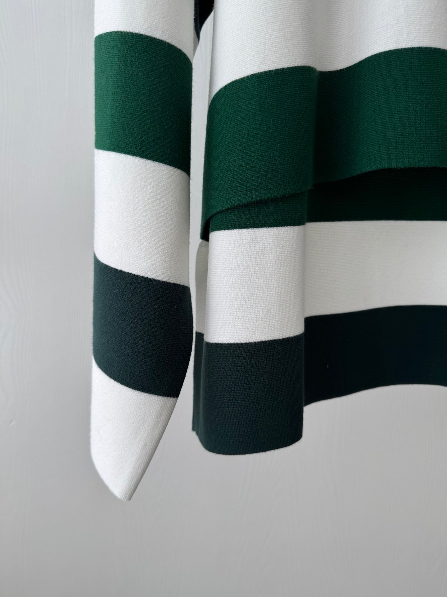 MAX MARA 25S LONG-SLEEVE STRIPED SWEATER 128