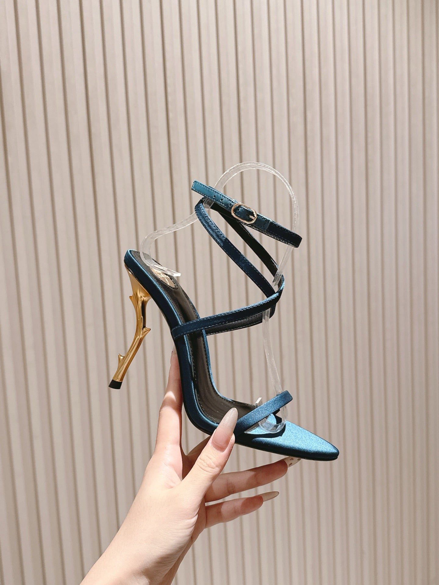YSL 25S STRAPPY HIGH-HEEL SANDALS 100 MM IN MIDNIGHT BLUE SATIN