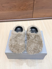 BALENCIAGA 25S MULES IN LIGHT BEIGE FAUX FUR