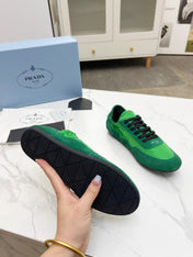 COLLAPSE SNEAKERS IN GREEN SUEDE AND NYLON