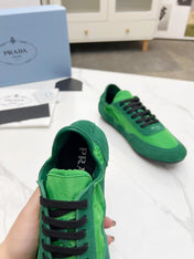 COLLAPSE SNEAKERS IN GREEN SUEDE AND NYLON