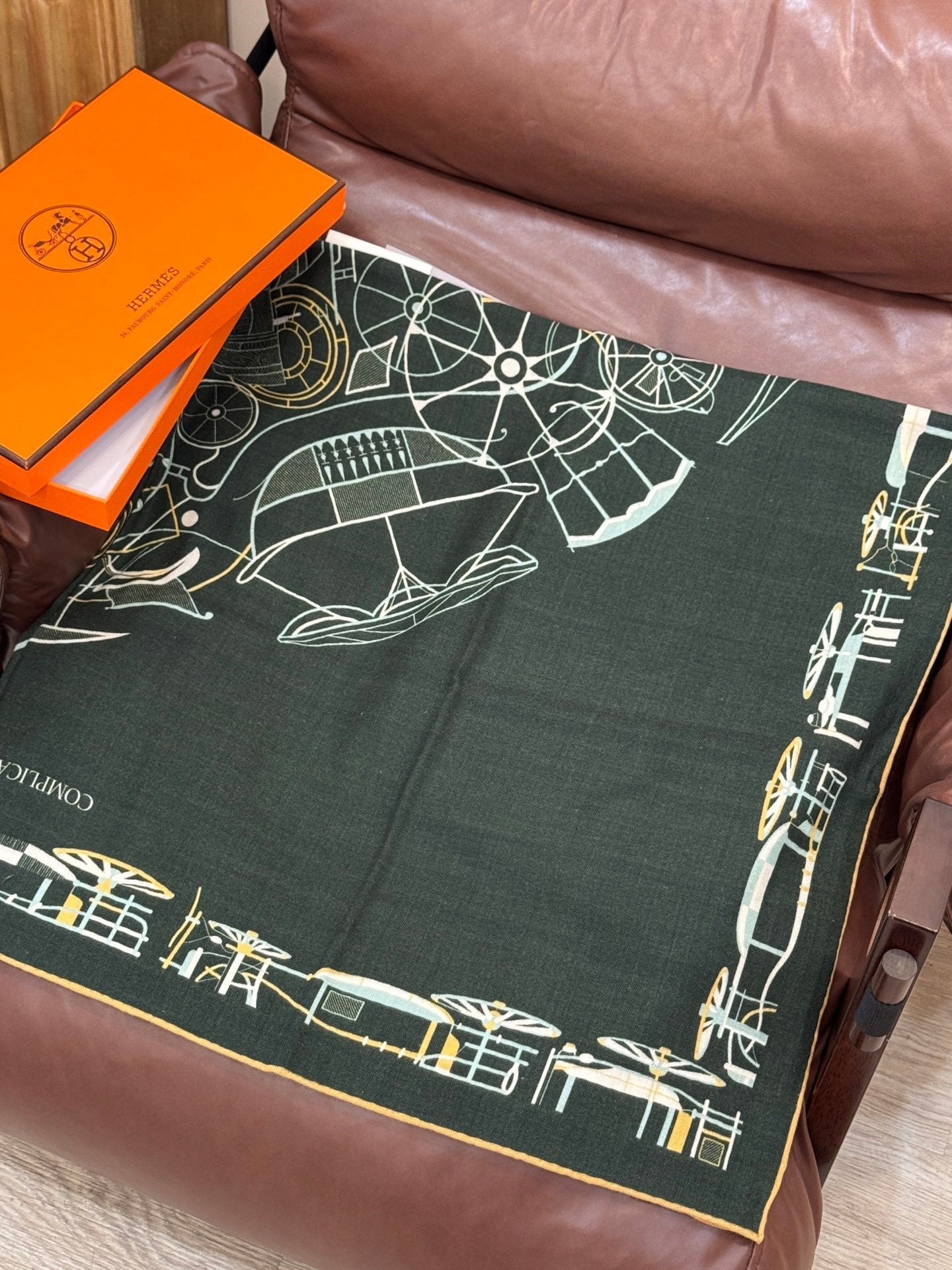 HERMES 25S SCARF 140 IN CASHMERE SILK 727320