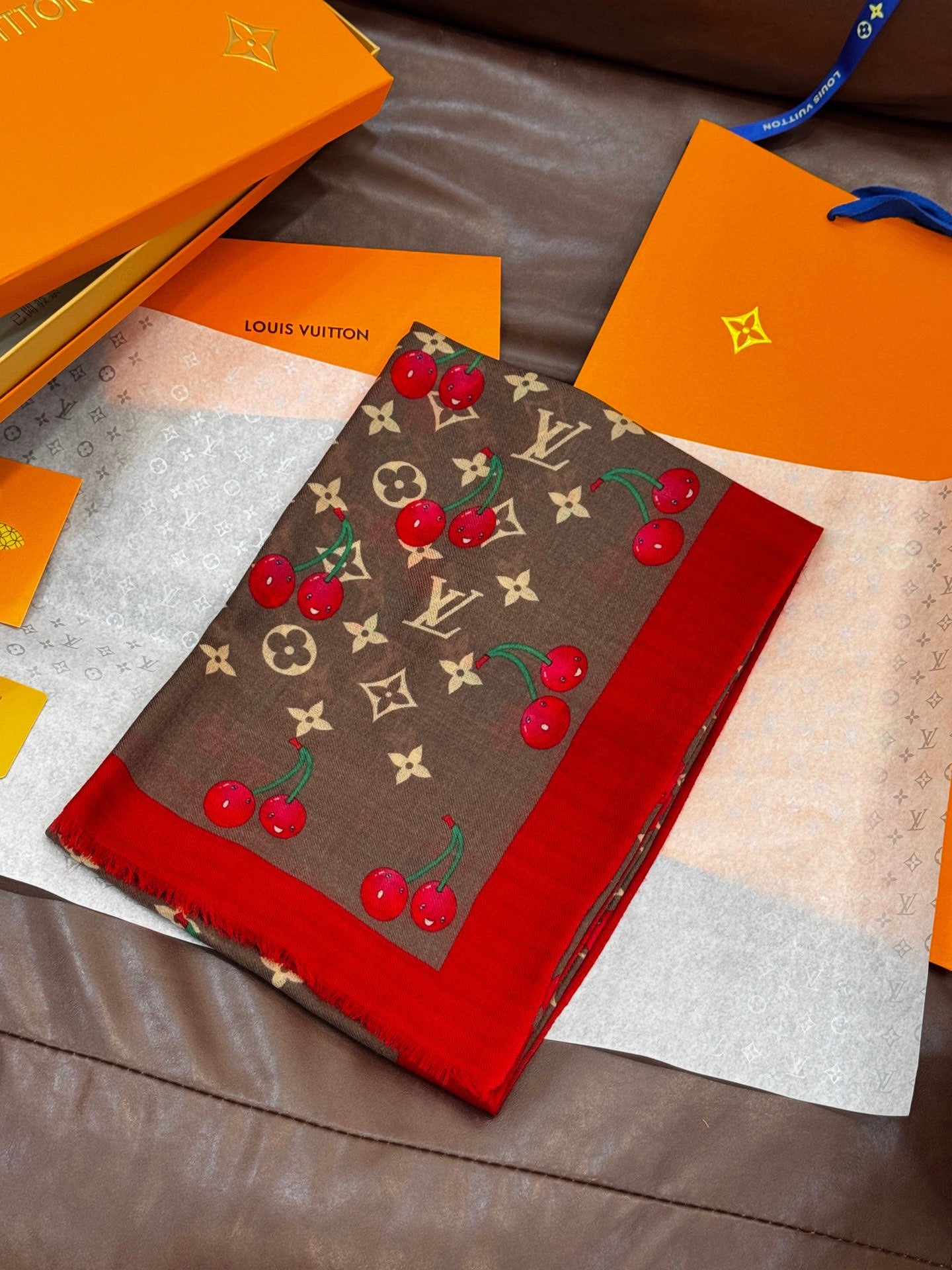 LV SCARF 200 CM IN CASHMERE 728985