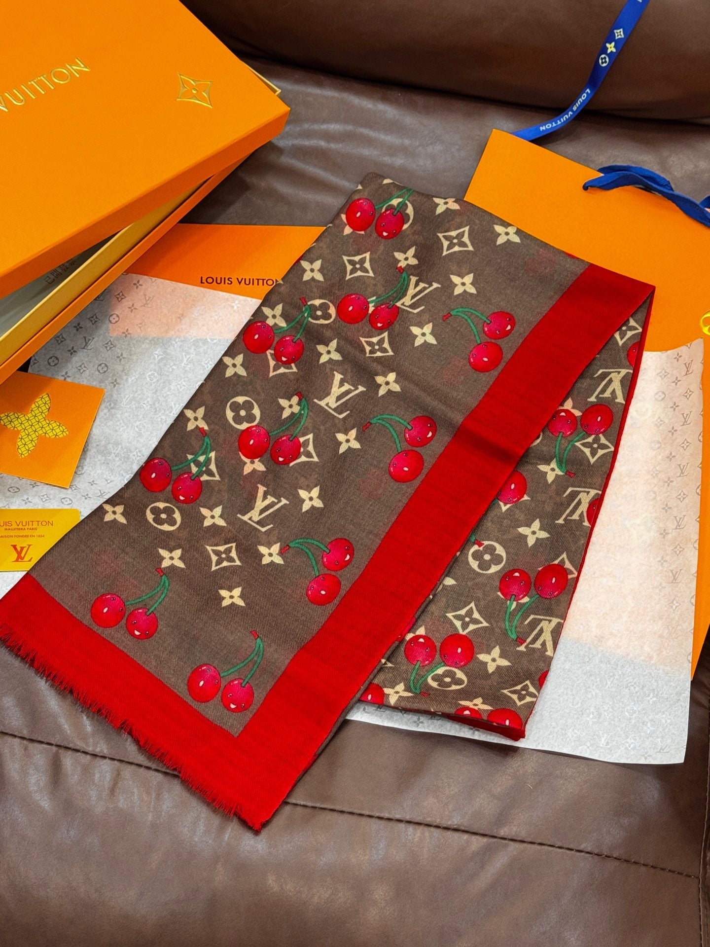 LV SCARF 200 CM IN CASHMERE 728985