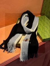 GUCCI 25S SCARF 180 IN CASHMERE 730564