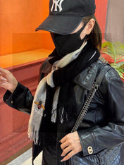 GUCCI 25S SCARF 180 IN CASHMERE 730564