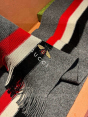 GUCCI 25S SCARF 180 IN CASHMERE 730567